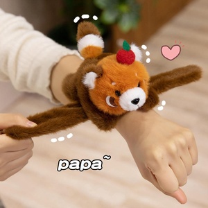 Peluche de Mapache, Llavero de Gato Pequeño Blanco y Negro con Huella de Pata, Muñeco de Peluche para Colgar en el Hombro - Product Image 2