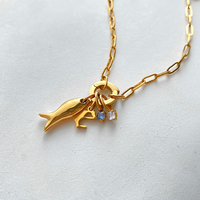 Pulsera de Cadena de Acero Inoxidable Chapada en Oro de 14K para Mujer, con Colgante de Delfín y Letra E, Zirconia Azul y Blanca, Joyería Emanco