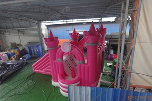 Castillo Inflable Rosa, Alquiler <span class=keywords><strong>de</strong></span> Inflables Comerciales para Eventos, para Niñas, Princesas y Reinas - Product Image 5