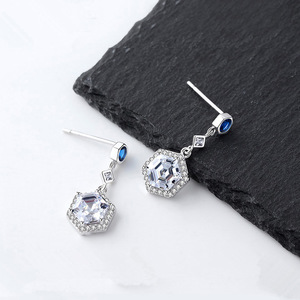 Orecchini a Perno Geometrici Semplici per Donne, Accessori per Orecchie alla Moda per Uso Quotidiano - Product Image 6