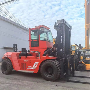 Montacargas Telescópico Todoterreno Usado con Motor Diésel, Apilador de Palés, Capacidad de Carga de 3t-25t, Origen Japón - Product Image 1