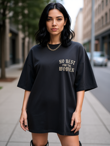 T-shirt da donna oversize a maniche corte, vestibilità comoda, con stampa 'No Rest For The Women', 100% cotone, girocollo, in jersey. - Product Image 2