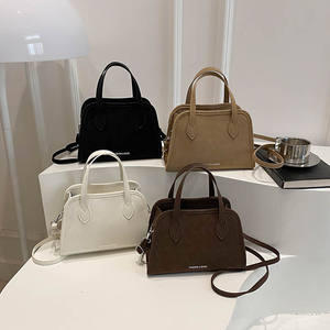 Nouveau Sac à Main Décontracté Femme en Daim Couleur Unie Style Rétro, Tendance 2026 Europe et Amérique, Sac Bandoulière <span class=keywords><strong>Pas</strong></span> <span class=keywords><strong>Cher</strong></span> - Product Image 1