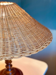 Lámpara de Mesa de Madera con Pantalla de Ratán, Estilo Bohemio, Hecha a Mano, Decoración Interior, Forma Redonda, Luz Decorativa para Sala de Estar - Product Image 2