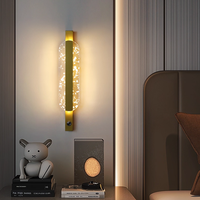 Lampes murales LED à intensité variable noires avec abat-jour en acrylique et cadre en fer, design moderne et luxueux de style nordique pour chambre à coucher