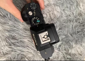 Appareil photo <span class=keywords><strong>Sony</strong></span> A7 d'occasion, appareil photo plein format, qualité d'image Full HD - Product Image 3