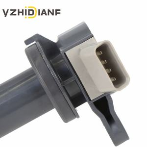 Bobine d'allumage de haute qualité 19070B1020 19070-B1020 pour <span class=keywords><strong>Daihatsu</strong></span> Sirion Terios Copen <span class=keywords><strong>Materia</strong></span> 1.3l 1.5l - Product Image 2