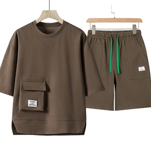 Nouvel ensemble de sport décontracté pour <span class=keywords><strong>homme</strong></span>, collection été : haut et short, 2 pièces, vente en gros, personnalisable avec logo, ensemble t-shirt et short pour <span class=keywords><strong>homme</strong></span> - Product Image 1