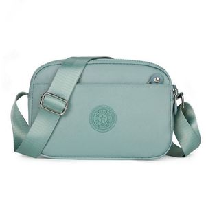 Sac à bandoulière pour femme en nylon Oxford imperméable, sac minimaliste à porter en bandoulière, sac de poitrine pour femme, vente chaude - Product Image 5