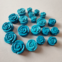 QXB Boucles d'oreilles classiques pour femmes, sculptées à la main, en turquoise bleue et pierre naturelle, type plug et tunnel, pour fêtes et cadeaux d'anniversaire