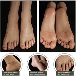 XINJI bir çift moda ayak modeli gerçekçi adam mankenler ayak seksi gerçekçi yumuşak silikon erkek ayak manken ayak - Product Image 2