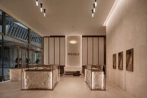 Vitrine en verre de luxe moderne pour bijoux Design d'éclairage LED pour musée ou bijouterie Vitrine intérieure - Product Image 4