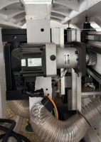 Nouvelle perceuse CNC à 6 faces avec moteur 3,5 kW et système de contrôle 3D pour le travail du bois de meubles