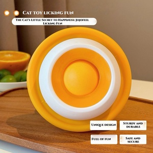 แผ่นรองเลียสำหรับสุนัขและแมว ช่วยให้กินช้าลง บรรเทาความเครียด ผลิตจากวัสดุ PP เกรดอาหาร ป้องกันการลื่น ใช้สำหรับโยเกิร์ตและอาหารเปียก - Product Image 6