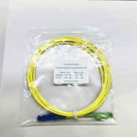 Fibra Óptica Monomodo Simplex LSZH de Alta Calidad E2000/APC E2000/UPC de 3.0mm con Revestimiento Amarillo para FTTH, 3m, Pérdida de Inserción de 0.2dB