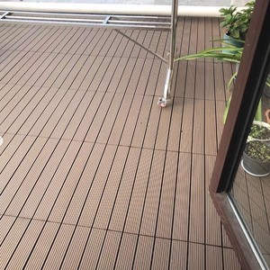 Piastrelle per Esterni 60*30cm ad Incastro Fai-da-Te in WPC Composito Legno-Plastica per Patio e Tetto - Product Image 5