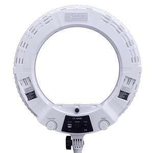 2025 nouveau produit meilleure vente 8 pouces LED lumière de remplissage photographie <span class=keywords><strong>Tik</strong></span> <span class=keywords><strong>Tok</strong></span> vidéo en direct remplir anneau lumineux avec trépied - Product Image 1