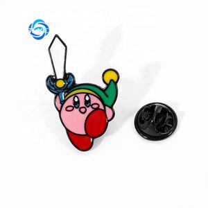 Sınır Ötesi Sıcak Satış Kirby Broş Emaye Anime Rozeti Giysi Çanta Süsü Toptan Satış Mevcut - Product Image 1