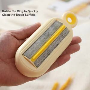 Nueva llegada de herramientas de aseo para mascotas, caja portátil en forma de cepillo para eliminar el pelo de mascotas, cepillos de <span class=keywords><strong>rodillo</strong></span> para eliminar el pelo de mascotas, venta al por mayor - Product Image 3