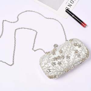 Dropshipping Shopify Elegant Hand -<b>Beaded</b> Evening <b>Bags</b>: Embellished with Diamonds and Pearls, Crossbody & Shoulder <b>Bag</b> - Product Image 6