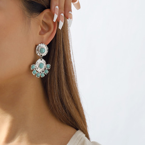 Boucles d'oreilles en alliage vintage Boucles d'oreilles géométriques turquoise style palais - Product Image 4