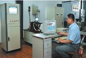 Nouvel <span class=keywords><strong>alternateur</strong></span> 12V 215A A8TU0091 12075 F5UU10300CA F5UUCA F5UZ10345CA F5UZCA A008TU0091 GL360 pour MITSUBISHI - Product Image 4