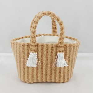 Bolso Tote Tejido en Colores Pastel con Asas Dobles, Elegante Cesta de Almacenamiento para Artículos Esenciales de Mujer - Product Image 4