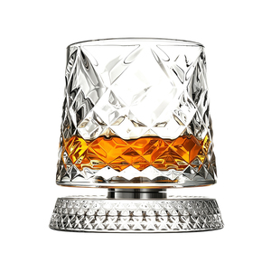 Ensemble de verres à whisky rotatifs à 360 degrés avec base en cristal, verres à whisky taillés en diamant de qualité supérieure, verres à whisky Old Fashioned, verres à bourbon, articles de bar - Product Image 1