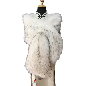 Wholesale senhora Moda furry fur tippet faux fox fur coat Cheap cachecol faux fur xale cachecol para Mulheres inverno quente opera cape