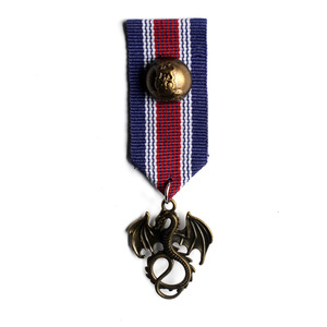 Medalla Vintage Británica Chapada en Aleación de Zinc - Estilo Académico Moderno de la Marina, Unisex, para Blazers, Regalos Promocionales - Product Image 4