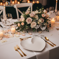 Assiette de présentation ronde en plastique PP durable de 13 pouces, design nordique moderne pour les mariages et les fêtes - Marque DLT, vente en gros