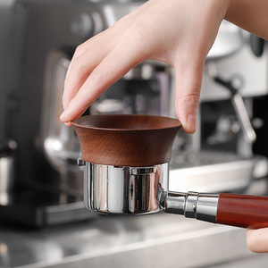 Cincin pengukuran magnetik kayu, corong Espresso dengan penangkap bubuk kopi untuk Portafilter Espresso & Aksesori teh - Product Image 1