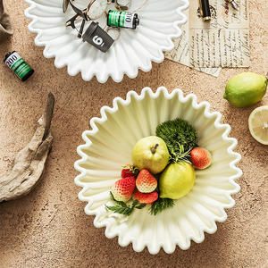 Фарфоровая чаша для фруктов, большая декоративная чаша, современные миски для фруктов белого цвета для домашнего декора, волнистые рифленые - Product Image 4