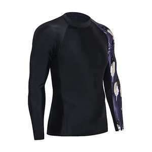 2024 Customized Design MMA Blank Rash Guard With Your Logo Swimsuit Surfing Shirt - Product Image 3