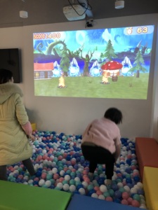 Kỳ Lạ điên Zombie chiến tranh chủ đề tường sàn cảm ứng thông minh trò chơi chiếu trong nhà trẻ em khoa học sân chơi trò chơi tương tác - Product Image 5