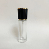Flacon de parfum rond en verre de haute qualité avec pulvérisateur à sertir, diffuseur de parfum classique de luxe vide et rechargeable, usage moderne