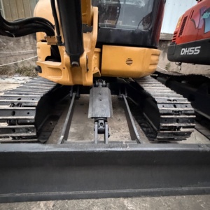 Miniexcavadora Caterpillar 303E Usada en Buenas Condiciones, Excavadora Hidráulica de 3 Toneladas, Modelo 2020, Capacidad de Cucharón de 0.12m - Product Image 3