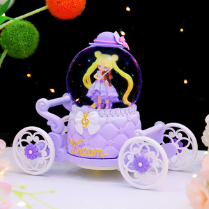 " Music Girl's Voice es una fábrica <span class=keywords><strong>de</strong></span> venta directa <span class=keywords><strong>de</strong></span> regalos para niños y estudiantes, incluyendo bolas <span class=keywords><strong>de</strong></span> cristal con diseño <span class=keywords><strong>de</strong></span> carruaje y giratorias. - Product Image 2
