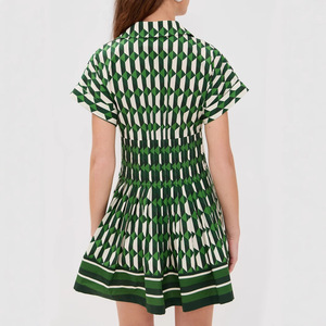 Europa y Estados Unidos, Nueva Colección 2025, Blusa de Alta Gama con Estampado Geométrico, Cintura Plizada, Cuello en V, Botones, Corta, Talla S - Product Image 5