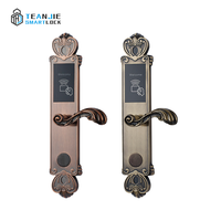 Serrure de porte numérique en alliage de zinc au design classique, lecteur de carte intelligent Wifi, système de serrure de porte pour hôtel avec poignée de porte