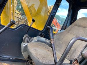 Excavatrice japonaise d'origine d'occasion en bon état KOMATSU PC200-6 moteur EPA avec peinture PC200-7original à Shanghai - Product Image 6