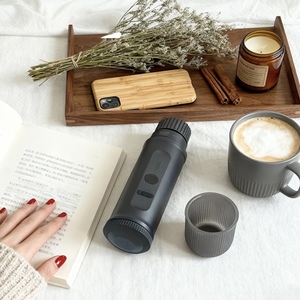 Cafetera Portátil Totalmente Automática de 4 Tazas, Funciona con Batería, 20 Bares, Recargable por USB, para Viajes y Camping - Product Image 1