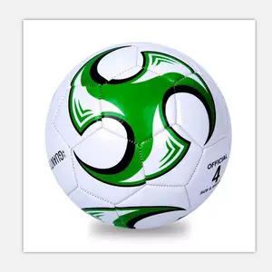Vente en gros d'usine Ballon de football professionnel en PVC cousu à la machine bon marché avec logo personnalisé taille 5 Football