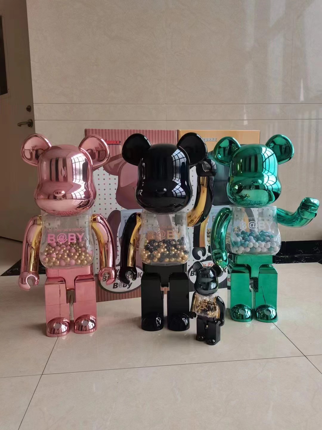 สีสันสดใส