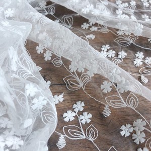 Tessuto di pizzo ricamato bianco tessuto di Organza gonne di abbigliamento di fotografia di matrimonio panno di sfondo - Product Image 1
