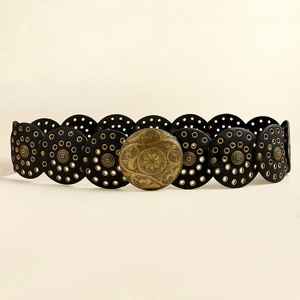 Vente en gros Rétro Punk Grand Rond Rivet Trou <span class=keywords><strong>Ceinture</strong></span> en cuir PU Dames Exagéré Large <span class=keywords><strong>Ceinture</strong></span> en cuir creuse en métal - Product Image 1