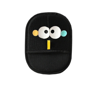 ถุงมือกำจัดขนแบบตาข่าย Pet Big Eyes ความหนาปานกลาง สำหรับใช้ในบ้าน โซฟา และเสื้อผ้า - Product Image 1
