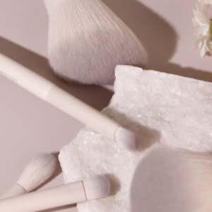 Juego de Brochas de Maquillaje Veganas de Lujo, Populares, Herramientas de Maquillaje Profesional con Brochas Ashen, Brochas de Maquillaje Privadas - Product Image 3