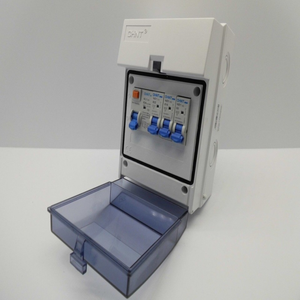 กล่องฟิวส์พลาสติกสำหรับโรงรถ รุ่นใหม่และของแท้ A28600-3 พร้อม RCD 30MA และ MCB ขนาด 6, 16, 32 แอมป์ มีสินค้าในคลัง - Product Image 1