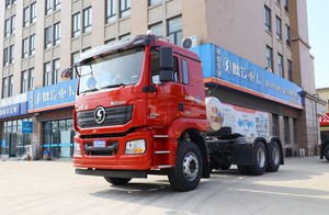 รถบรรทุกหัวลาก SINOTRUCK 6x4 450 แรงม้า ดีเซล เกียร์ธรรมดา เครื่องยนต์ Weichai เกียร์ FAST สำหรับการขนส่งโลจิสติกส์ - Product Image 3